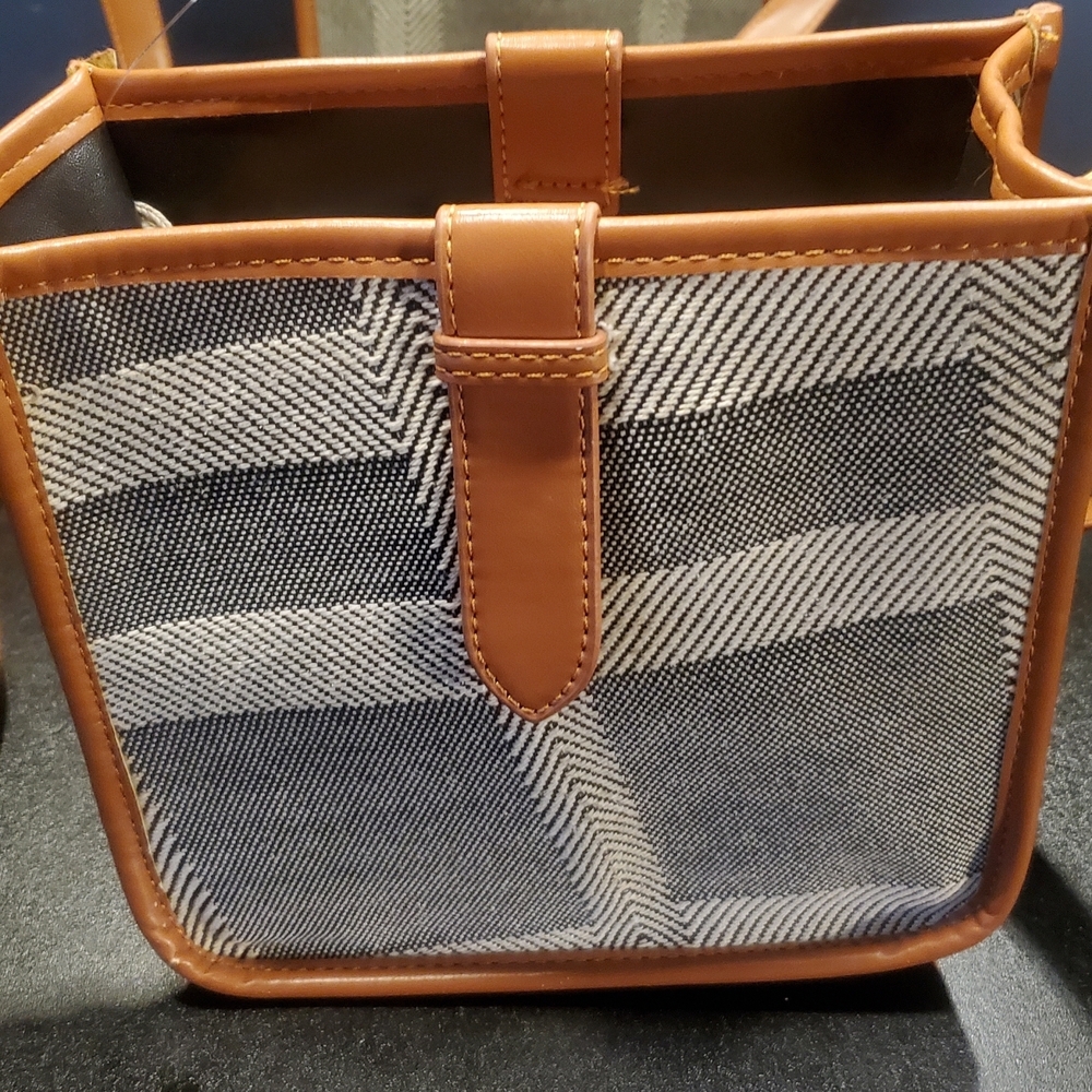 Unbranded Grey And Tan Purse